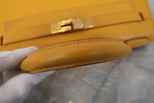 將圖片載入圖庫檢視器 HERMES/エルメス ケリー28 クシュベル ジョーヌ 〇Z刻印 ショルダーバッグ 700080126