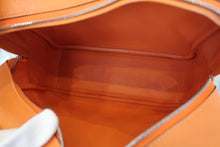 Load image into Gallery viewer, HERMES PLUME 20 Epsom leather Orange □J Engraving Hand bag 800080078