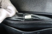 画像をギャラリービューアに読み込む, CHANEL/シャネル マトラッセ台形ハンドバッグ キャビアスキン ブラック/シルバー金具 ハンドバッグ 800030133