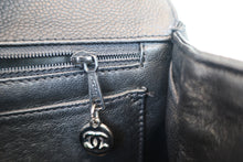 画像をギャラリービューアに読み込む, CHANEL/シャネル マトラッセ台形ハンドバッグ キャビアスキン ブラック/シルバー金具 ハンドバッグ 800030133