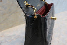 将图片加载到图库查看器,CHANEL/香奈儿 CF 链条包 羊皮 Black/Gold hadware(黑色/金色金属) 肩背包 700120040