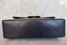 将图片加载到图库查看器,CHANEL/香奈儿 中号CF 单盖包 链条包 羊皮 Black/Gold hadware(黑色/金色金属) 肩背包 700100138