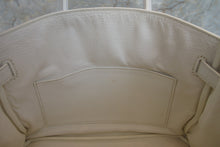 Load image into Gallery viewer, HERMES BIRKIN 30 Clemence leather White □O Engraving Hand bag 700050283
