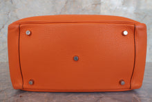 將圖片載入圖庫檢視器 HERMES/エルメス リンディ34 トリヨンクレマンス オレンジ □M刻印 ショルダーバッグ 700090073