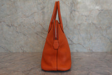 将图片加载到图库查看器,HERMES/BOLIDE 31 Clemence leather Orange □H刻印 Shoulder bag 800040168