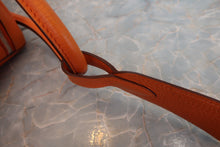 將圖片載入圖庫檢視器 HERMES/エルメス リンディ34 トリヨンクレマンス オレンジ □M刻印 ショルダーバッグ 700090073