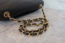 画像をギャラリービューアに読み込む, CHANEL/シャネル Vステッチチェーンショルダーバッグ キャビアスキン ブラック/ゴールド金具 ショルダーバッグ 800030196