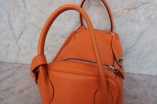 將圖片載入圖庫檢視器 HERMES/エルメス リンディ34 トリヨンクレマンス オレンジ □M刻印 ショルダーバッグ 700090073