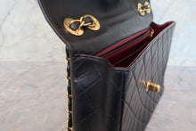 将图片加载到图库查看器,CHANEL/香奈儿 中号CF 单盖包 链条包 羊皮 Black/Gold hadware(黑色/金色金属) 肩背包 700100138