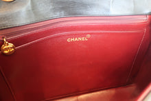 将图片加载到图库查看器,CHANEL/香奈儿 中号CF 单盖包 链条包 羊皮 Black/Gold hadware(黑色/金色金属) 肩背包 700100138
