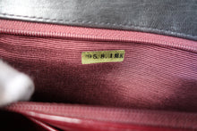 将图片加载到图库查看器,CHANEL/香奈儿 中号CF 单盖包 链条包 羊皮 Black/Gold hadware(黑色/金色金属) 肩背包 700100138