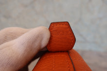 将图片加载到图库查看器,HERMES/BOLIDE 31 Clemence leather Orange □H刻印 Shoulder bag 800040168