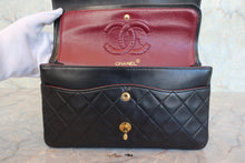 將圖片載入圖庫檢視器 CHANEL/シャネル マトラッセWフラップWチェーンショルダーバッグ ラムスキン ブラック/ゴールド金具 ショルダーバッグ 800080031
