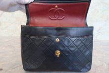 Load image into Gallery viewer, CHANEL Matelasse double flap double chain shoulder bag Lambskin Navy/Gold hadware Shoulder bag 700100126