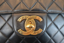 Load image into Gallery viewer, CHANEL Medium Matelasse single flap chain shoulder bag Lambskin Black/Gold hadware Shoulder bag 700080059