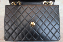 Load image into Gallery viewer, CHANEL Medium Matelasse single flap chain shoulder bag Lambskin Black/Gold hadware Shoulder bag 700080059