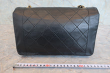 将图片加载到图库查看器,CHANEL/香奈儿 戴妃 CF 链条包 羊皮 Black/Gold hadware(黑色/金色金属) 肩背包 800030200