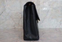 將圖片載入圖庫檢視器 CHANEL/シャネル 中マトラッセシングルフラップチェーンショルダーバッグ キャビアスキン ブラック/ゴールド金具 ショルダーバッグ 700040129