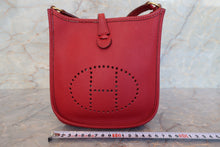 画像をギャラリービューアに読み込む, HERMES/エルメス エブリンTPM トリヨンクレマンス ルージュガランス □O刻印 ショルダーバッグ 700100142