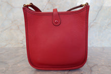 画像をギャラリービューアに読み込む, HERMES/エルメス エブリンTPM トリヨンクレマンス ルージュガランス □O刻印 ショルダーバッグ 700100142