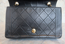 将图片加载到图库查看器,CHANEL/香奈儿 戴妃 CF 链条包 羊皮 Black/Gold hadware(黑色/金色金属) 肩背包 800030200