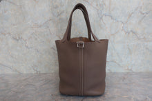 画像をギャラリービューアに読み込む, HERMES/エルメス ピコタンロックMM トリヨンクレマンス エトゥープ □M刻印 ハンドバッグ 800020010