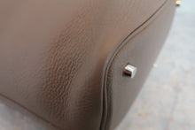 画像をギャラリービューアに読み込む, HERMES/エルメス ピコタンロックMM トリヨンクレマンス エトゥープ □M刻印 ハンドバッグ 800020010