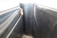 將圖片載入圖庫檢視器 CHANEL/シャネル 中マトラッセシングルフラップチェーンショルダーバッグ キャビアスキン ブラック/ゴールド金具 ショルダーバッグ 700040129