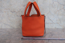 将图片加载到图库查看器,HERMES PICOTIN LOCK PM Clemence leather Orange poppy A刻印 Hand bag 800020131