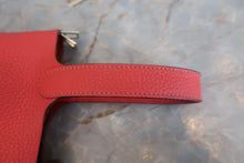 将图片加载到图库查看器,HERMES PICOTIN LOCK PM Clemence leather Rouge pivoine T Engraving Hand bag 800060159