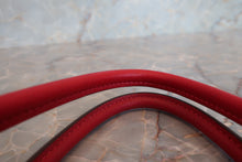 Load image into Gallery viewer, HERMES/BOLIDE 27 Epsom leather Rouge casaque T Engraving Shoulder bag 700070036