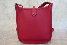 画像をギャラリービューアに読み込む, HERMES/エルメス エブリンTPM ヴォーエプソン ルビー ショルダーバッグ 700100092