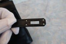 Load image into Gallery viewer, HERMES Pochette Kelly Gulliver leather Black □H Engraving Hand bag 700090083