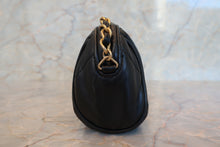 将图片加载到图库查看器,CHANEL/香奈儿 经典双C 流苏 链条包 羊皮 Black/Gold hadware(黑色/金色金属) 肩背包 700100159