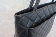 画像をギャラリービューアに読み込む, CHANEL/シャネル 復刻トート キャビアスキン ブラック/シルバー金具 トートバッグ 800020159