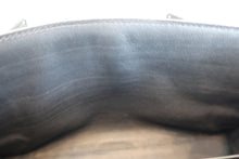 Load image into Gallery viewer, HERMES Pochette Kelly Gulliver leather Black □H Engraving Hand bag 700090083
