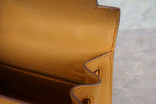 將圖片載入圖庫檢視器 HERMES/エルメス ケリー25 ヴォーエプソン ジョーヌアンブル C刻印 ショルダーバッグ 700070009