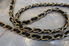 将图片加载到图库查看器,CHANEL/香奈儿 经典双C 流苏 链条包 羊皮 Black/Gold hadware(黑色/金色金属) 肩背包 700100159