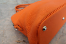 将图片加载到图库查看器,HERMES/BOLIDE 31 Clemence leather Orange □L刻印 Shoulder bag 700110186
