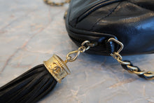 将图片加载到图库查看器,CHANEL/香奈儿 经典双C 流苏 链条包 羊皮 Black/Gold hadware(黑色/金色金属) 肩背包 700100159