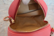 Load image into Gallery viewer, CHANEL Matelasse round chain shoulder bag Lambskin Pink/Gold hadware Shoulder bag 700060009