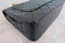 Load image into Gallery viewer, CHANEL Matelasse Full flap chain shoulder bag Lambskin Black/Gold hadware Shoulder bag 800060199