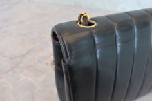 将图片加载到图库查看器,CHANEL/香奈儿 coco小姐 链条包 羊皮 Black/Gold hadware(黑色/金色金属) 肩背包 800050060