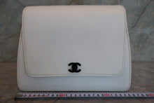 將圖片載入圖庫檢視器 CHANEL/シャネル ココマークショルダーバッグ キャビアスキン ホワイト ショルダーバッグ 700090065