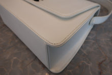 將圖片載入圖庫檢視器 CHANEL/シャネル ココマークショルダーバッグ キャビアスキン ホワイト ショルダーバッグ 700090065