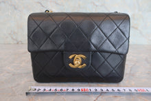 Load image into Gallery viewer, CHANEL Mini Matelasse single flap chain shoulder bag Lambskin Black/Gold hadware Shoulder bag 800070016