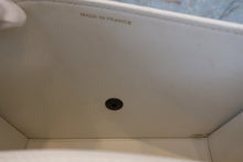 將圖片載入圖庫檢視器 CHANEL/シャネル ココマークショルダーバッグ キャビアスキン ホワイト ショルダーバッグ 700090065