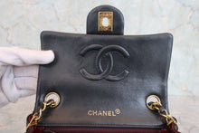 Load image into Gallery viewer, CHANEL Mini Matelasse single flap chain shoulder bag Lambskin Black/Gold hadware Shoulder bag 800070016