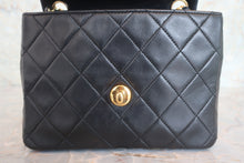 Load image into Gallery viewer, CHANEL Mini Matelasse single flap chain shoulder bag Lambskin Black/Gold hadware Shoulder bag 800070016