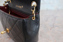 Load image into Gallery viewer, CHANEL Mini Matelasse single flap chain shoulder bag Lambskin Black/Gold hadware Shoulder bag 800070016